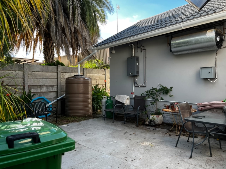 3 Bedroom Property for Sale in La Hoff North West
